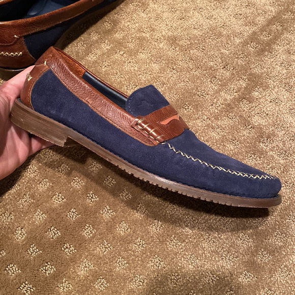 Tommy Bahama suede loafers - Picture 4 of 6